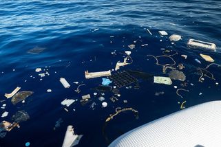 Vědci odhalili původce většiny plastů ve Velké tichomořské odpadkové skvrně - Seznam Zprávy